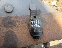 датчик давления масла вольво 63038 1077574 Volvo FH12 D12A