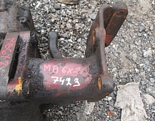 27423 Mercedes 2219L 6x2 385.528 кронштейн ГУРа 3874610240