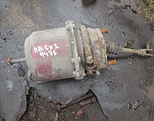 27476 Mercedes 2219L 6x2 энергоаккумулятор