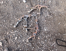 Кронштейн воздушного фильтра скания 1333733 Scania 114