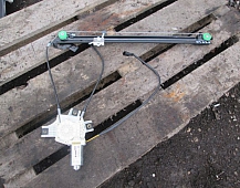 28263 стеклоподъёмник  правый 5801324907 504040988 Iveco EuroCargo Trakker Stralis