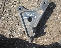 27823  Кронштейн усилителя переднего бампера левый 81416503017 MAN TGA 2003