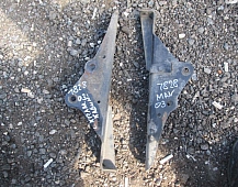 27828  Кронштейн пневмоподушки кабины передний 81417010076 MAN TGA 2003