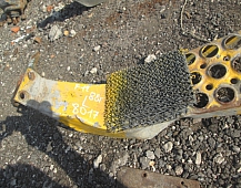 Подножка нижняя левая вольво 1509846 Volvo F12 рессорная