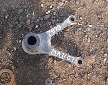 27929  Кронштейн цилиндра подъема кабины нижний 81417205358 MAN TGA D2066LF02 2007