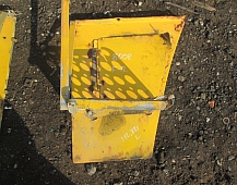 Подножка левая вольво 1578428 Volvo F12 рессорная