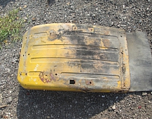 Крыло переднее левое вольво 1610806 1084372 Volvo F12 рессорная