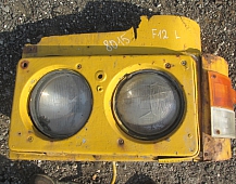 Корпус фары левый вольво 1605421 1587464 Volvo F12 рессорная