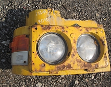 Корпус фары правый вольво 1605420 1587463 Volvo F12 рессорная