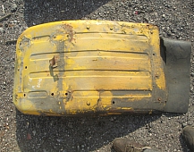 Крыло переднее правое вольво 1610808 1083966 Volvo F12 рессорная