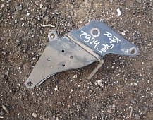 27924  Кронштейн торсиона кабины правый 81417202782 85417205025 MAN TGA D2066LF02 2007