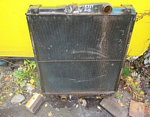 Радиатор вольво Volvo F12 рессорная 1664500 1544671 475701