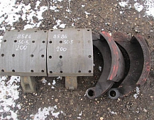 28586 колодка тормозная передняя 200 мм 1104544  Scania скания 5 серии DC1226 HPI