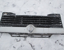 29127  Решетка радиатора 5010227345 5010353336 Рено Магнум MACK430