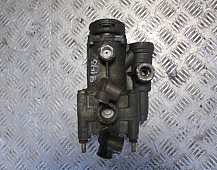 29148  Кран управления тормозами прицепа 5010260938 Рено Магнум MACK430