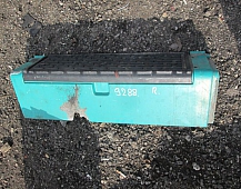 29288 Подножка ступенька верхняя правая ящика 5000938738 5000938580 Рено магнум 440 2001