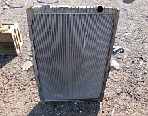 29308  Радиатор основной с металлической рамкой 5010315373 Рено магнум 440 2001