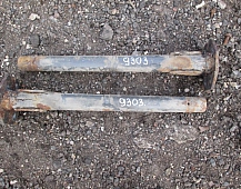 29303  Кронштейн заднего крыла спереди задней оси 5010418755 Рено магнум 440 2001