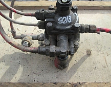 Кран управления тормозами прицепа 0481061209 Volvo FH12 вольво фш12