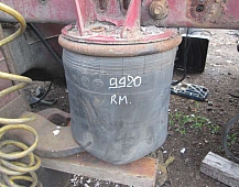 29920  Воздушная подушка со стаканом задняя 5010294307 Рено Магнум MACK430