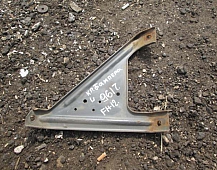 Кронштейн бампера левый 1629637 ВОЛЬВО ФШ12 FH12 D12A