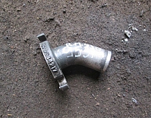 29531  Патрубок корпуса масляного фильтра 5010284217 Рено Магнум MACK430