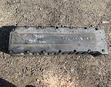 Крышка головки блока (клапанная) Вольво 2465000 FH12 D12A