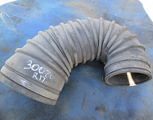 30076  Гофра воздуховода 5010497741 Рено Премиум DCI420