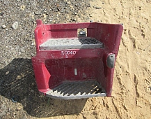 30060  Подножка левая 5010225068 5010225181 5010225398 Рено Премиум DCI420