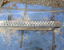 29782 кронштейн подножки передней  Мерседес Актрос 4143 самосвал 9438850526 8x4