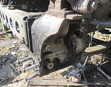 30179  Кронштейн крепления торсиона к раме левый 5600201638 Рено Премиум DCI420