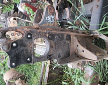 29846  кронштейн рессоры передний левый Мерседес Актрос 4143 самосвал 9413221901 8x4