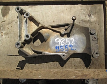 29852  кронштейн кондиционера  Мерседес Актрос 4143 самосвал 5412340939 8x4