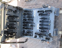 30193  Блок предохранителей 5010466930 Рено Премиум DCI420