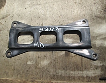 29853  кронштейн крепления кондиционера Мерседес Актрос 5412340143 8x4