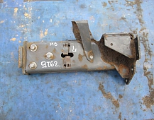 29762 кронштейн подножки левой нижний Мерседес Актрос 9305201433 самосвал 8x4