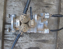 29886 Кран главный тормозной Мерседес Актрос 4143 самосвал 0044314905 4613192740 8x4