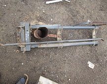 29791 кронштейн глушителя  Мерседес Актрос 4143 самосвал 8x4