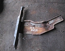 28629 кронштейн защитного бруса скания 1398041 1374310 2168628 1390266 1394892  Scania 5 серии