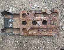 29947  Кронштейн держатель крыла позади кабины левый 81612435421 MAN TGA 2003