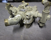 30326 Четырехконтурный защитный клапан скания 4 1431049