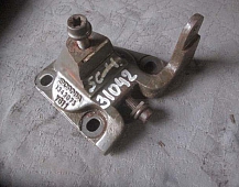 31042 Кронштейн кабины  передний левый Scania P94 DSC912 1343075