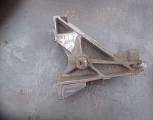 31067 Кронштейн переднего бампера левый Scania P94 DSC912 1404477