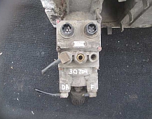 30704 Кран тормозной главный  1455027 4800015000 DAF85CF даф