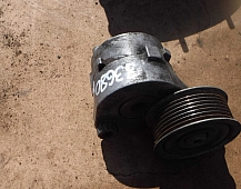 33680 Натяжитель ремня ручейковый 4572003070  Mercedes Axor 2012 евро 5