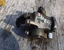 33724 Вал рокеров опорный кронштейн с коромыслами 5410501236 5410500834 5410500933 Mercedes Axor 2012 евро 5