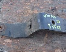 33555 Кронштейн переднего стабилизатора правый 7C465M485AB T169173 FORD CARGO 1838N 2011