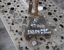 33859 Кронштейн радиатора правый 81062455054 MAN 19.414 F2000 1999