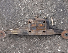 33605 Кронштейн задней пневмоподвески левый лыжа 9C465889AC FORD CARGO 1838N 2011