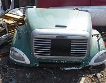 33991 Капот в сборе  Фредлайнер Columbia CATERPILLAR 15 CAT 15 C15MBN